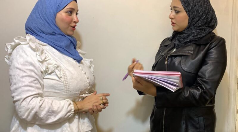 ميرنا خالد مع إمرأة متزوجة